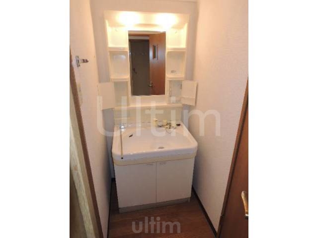 洗面設備　シャンプードレッサー