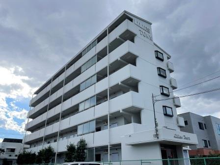 戸田市本町のマンションの建物外観