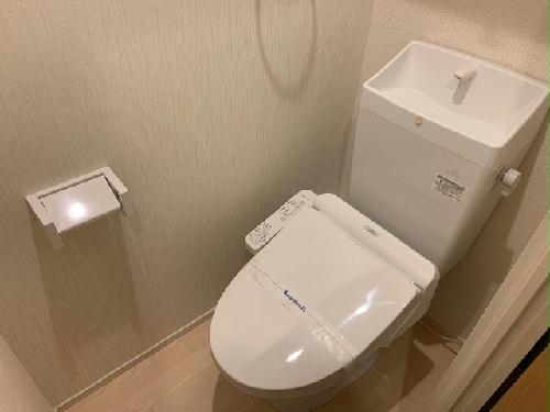 トイレ　温水洗浄便座設置