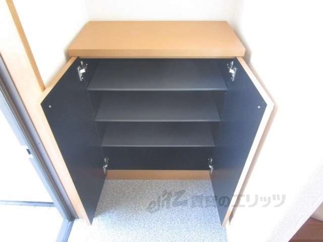 収納　下駄箱