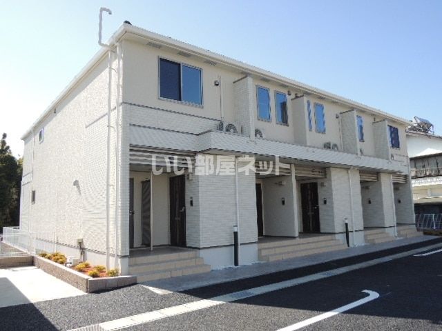 ジュネス厚原　Ｂの建物外観