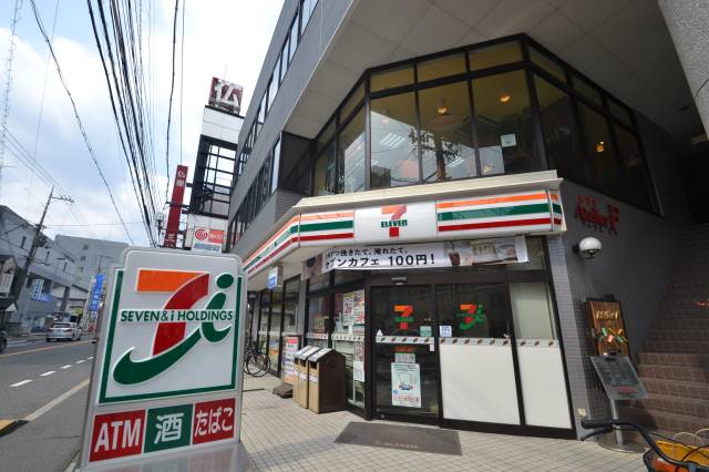 コンビニ　セブンイレブン広島楽々園店（コンビニ）まで389m