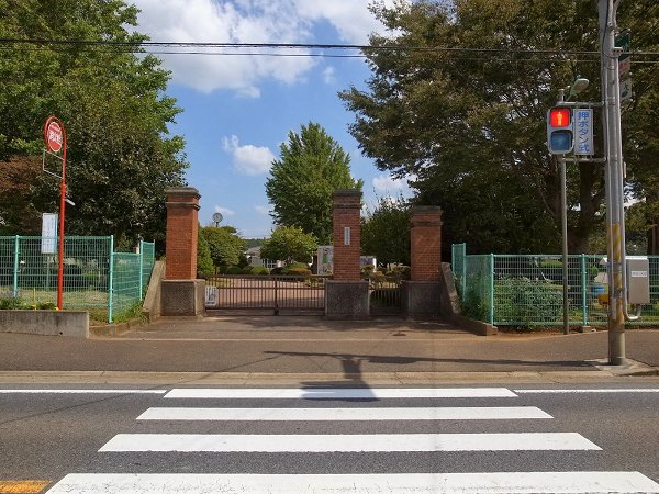 【ソワサント成田Cの小学校】