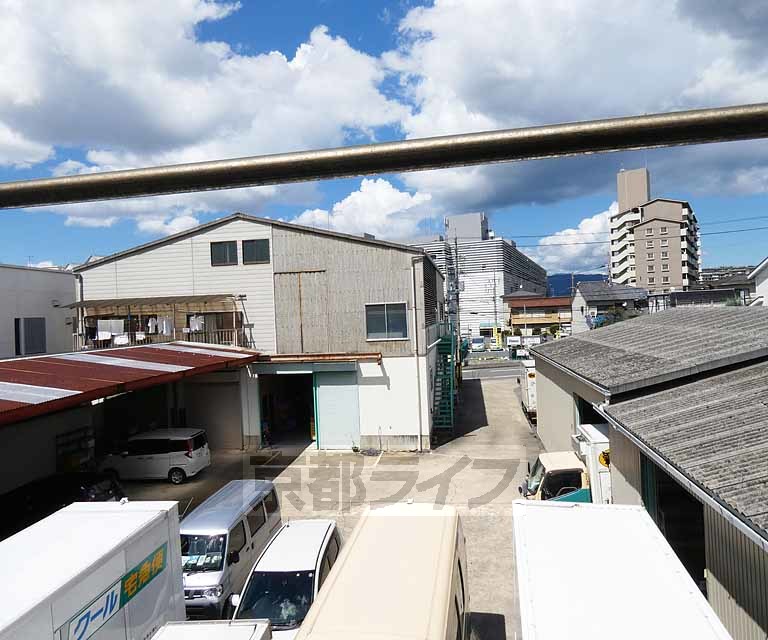 【京都市伏見区醍醐御霊ケ下町のマンションの眺望】