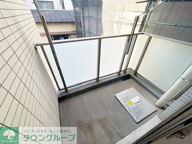 【新宿区早稲田町のマンションのバルコニー】