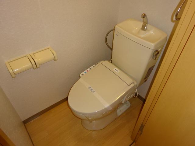 トイレ　シャワー付トイレ