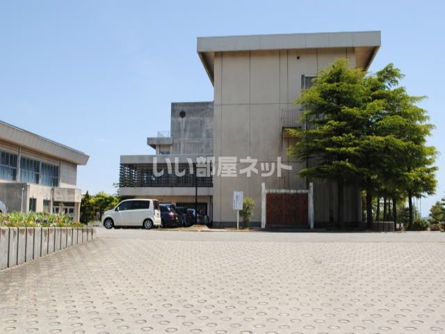 小学校　射水市立歌の森小学校（小学校）まで4783m