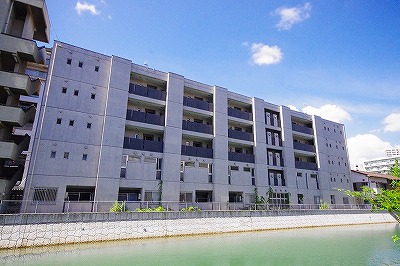 建物外観　★外観★