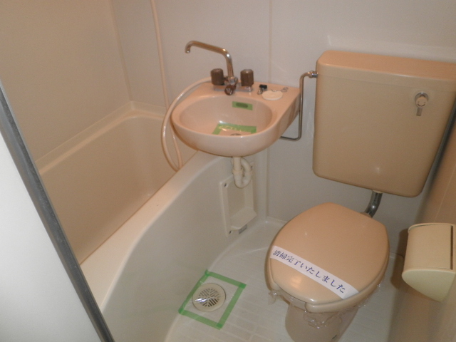 バス・シャワールーム