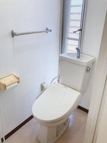 トイレ　2024年7月撮影※現況を優先致します。