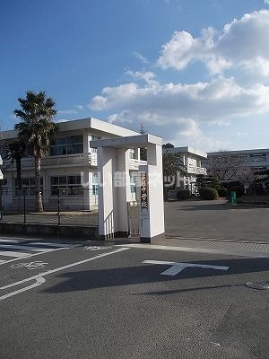 中学校　上板中学校（中学校）まで1994m