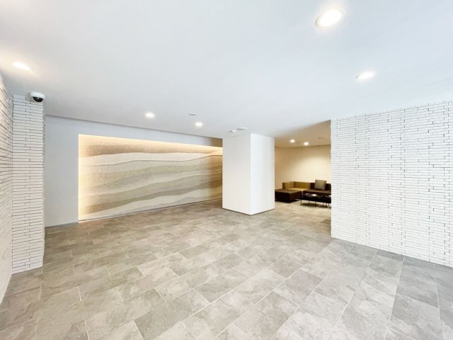 ロビー　ゆとりのあるロビーです