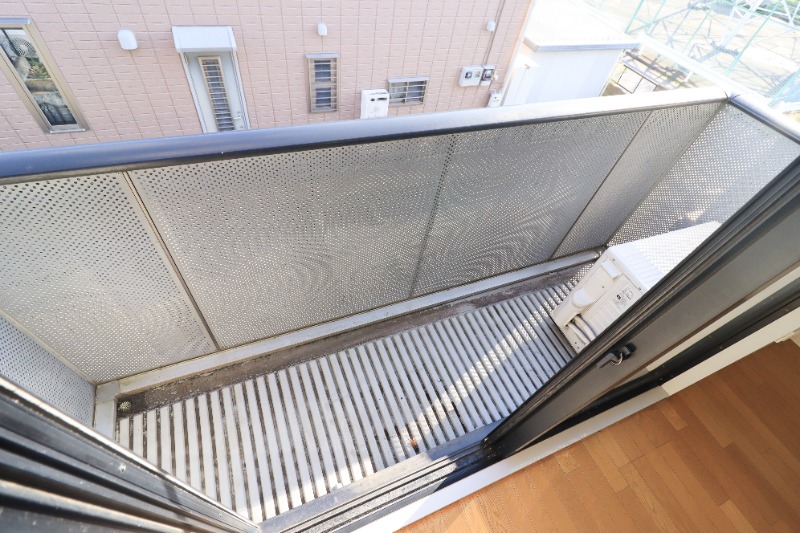 バルコニー　図面と現状に相違がある場合には現状を優先