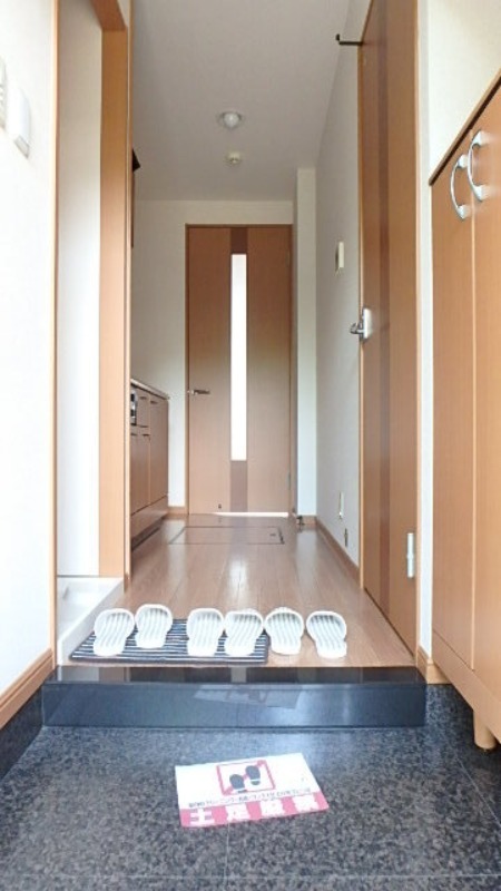 玄関　図面と現状に相違がある場合には現状を優先