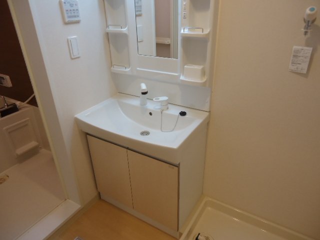 洗面設備　洗髪洗面化粧台