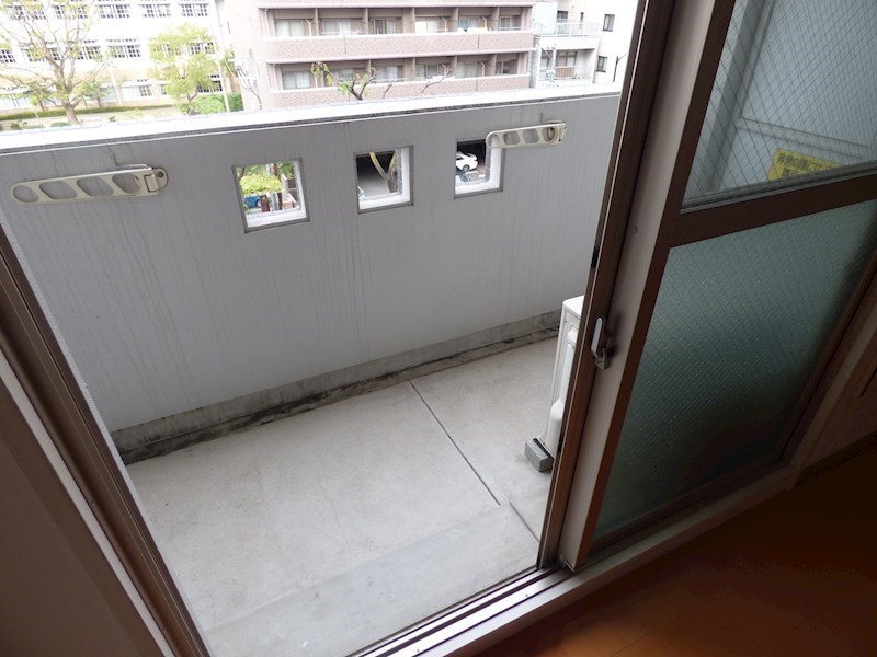 バルコニー　※同マンション別部屋の参考写真