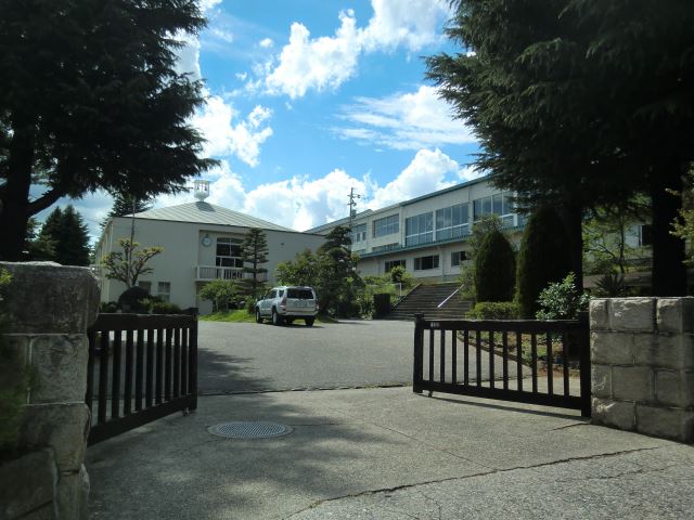 中学校　市立丸ノ内中学校（中学校）まで1900m