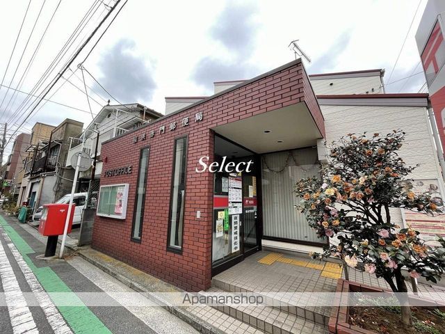 郵便局　横浜赤門郵便局（郵便局）まで141m