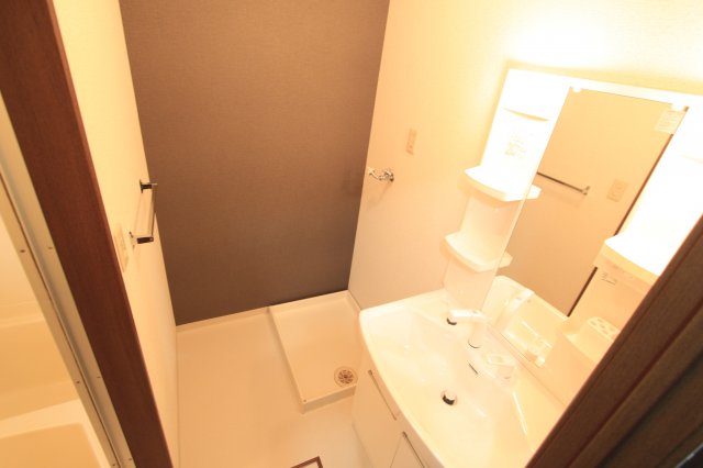 洗面設備　脱衣スペースもあります