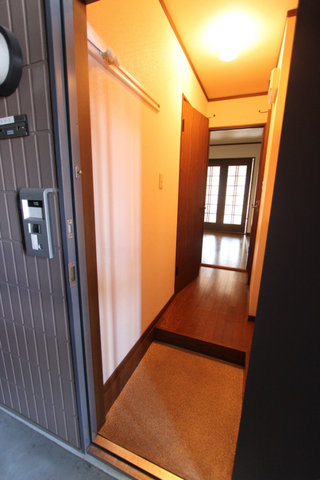 玄関　シンプルで使いやすい玄関です