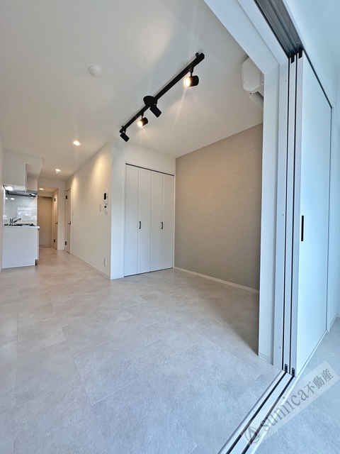 居室・リビング　ホワイトベースで明るい内装♪