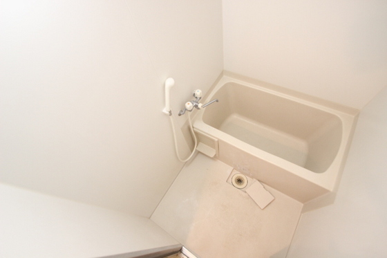 バス・シャワールーム　※別号室の写真です