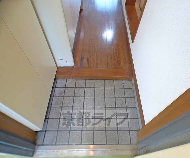 玄関　玄関です。