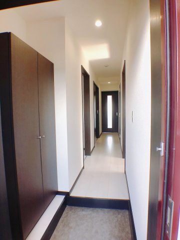 玄関　玄関ホール・シューズBOX付