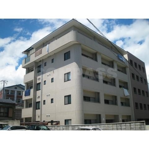 建物外観　駅近オートロックマンション