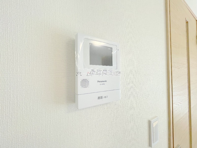 セキュリティ　モニター付きインターホン♪