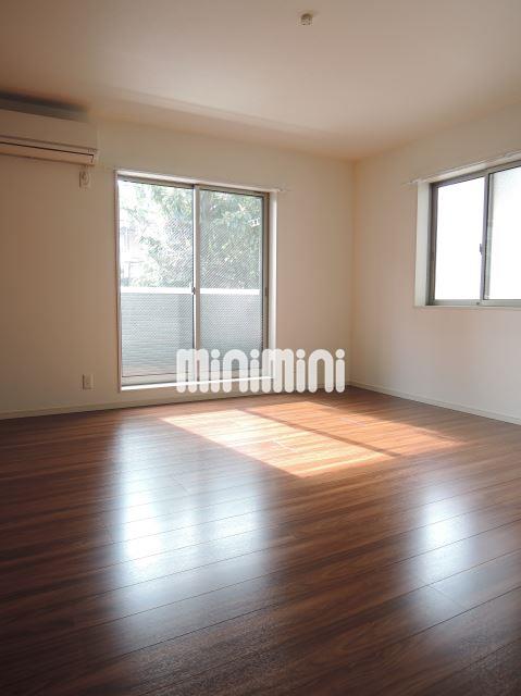 居室・リビング　広い角部屋です♪