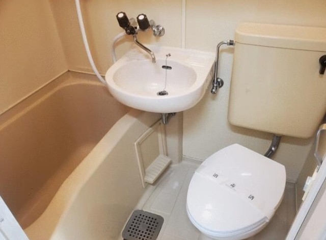 バス・シャワールーム