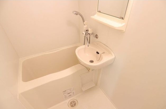 バス・シャワールーム　バス※別部屋参考写真