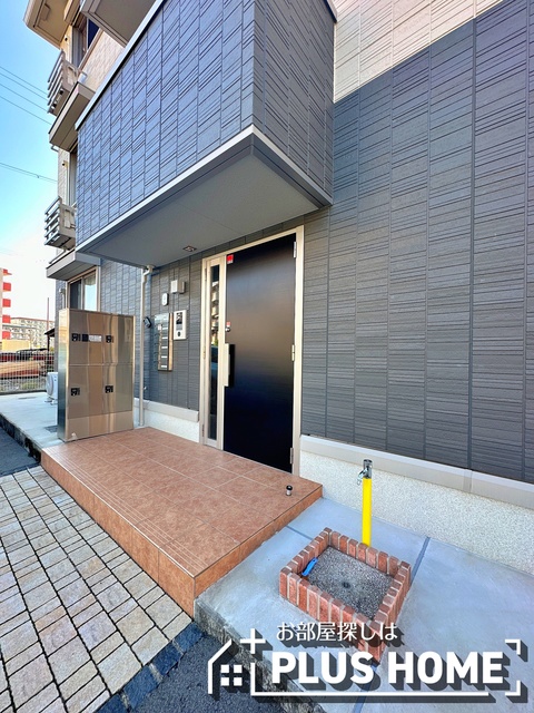エントランス　☆オートロック・宅配ＢＯＸ・ペット足洗い場☆