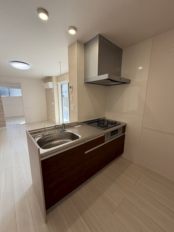キッチン　３口システムキッチン
