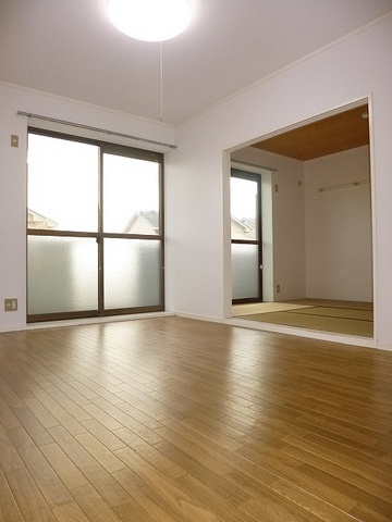 居室・リビング　写真は別フロアのものになります