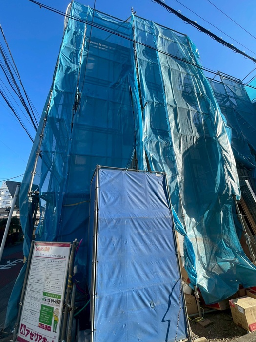 建物外観　建築中