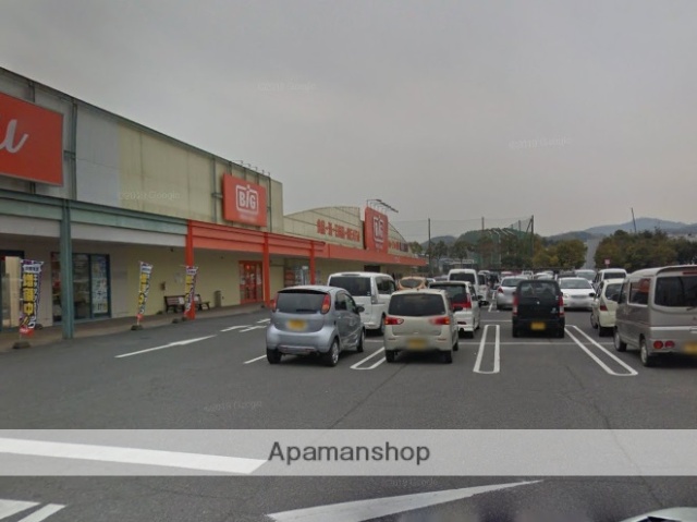 コンビニ　セブンイレブン（コンビニ）まで860m