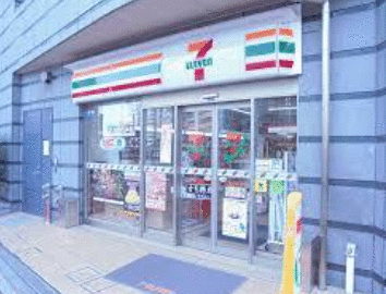 コンビニ　セブンイレブン日本橋横山町店（コンビニ）まで90m