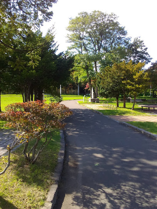 公園　前田西公園（公園）まで2000m