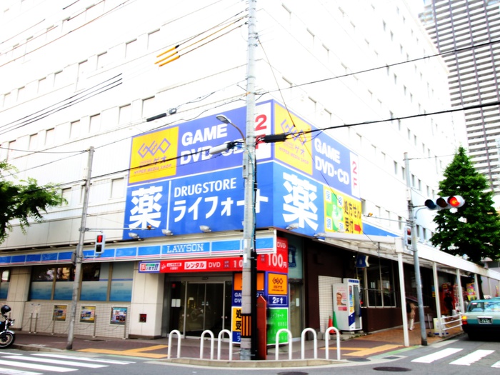 コンビニ　ローソン（コンビニ）まで130m