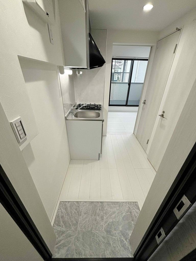 玄関　バルコニー