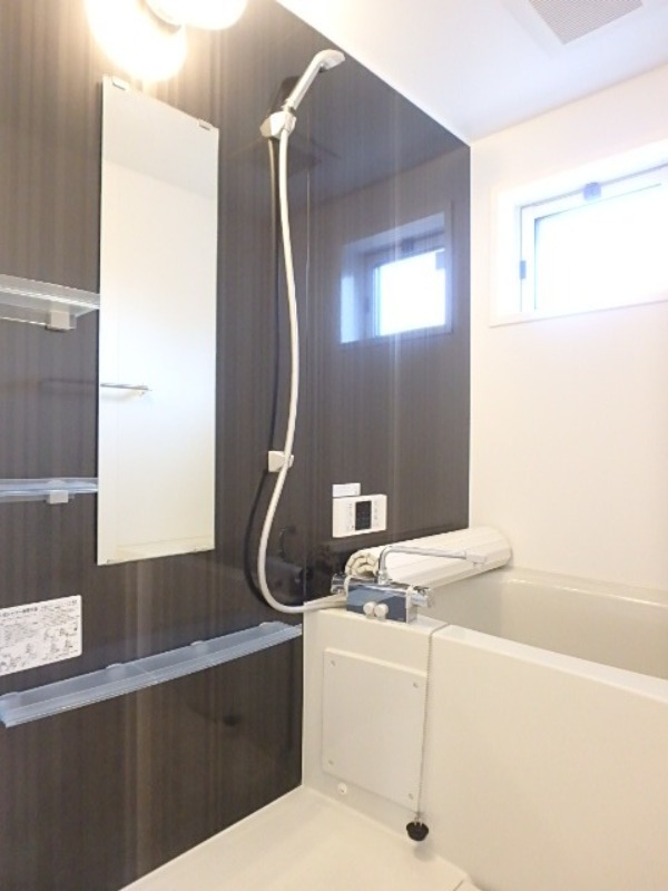 バス・シャワールーム　図面と現状に相違がある場合には現状を優先