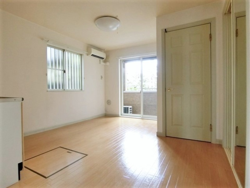 居室・リビング　図面と現状に相違がある場合には現状を優先