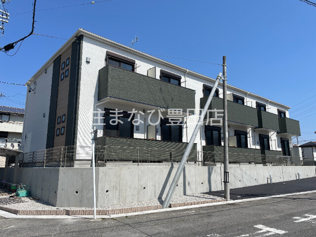 建物外観　建築中