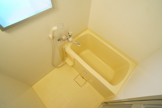 バス・シャワールーム　※別号室の写真です