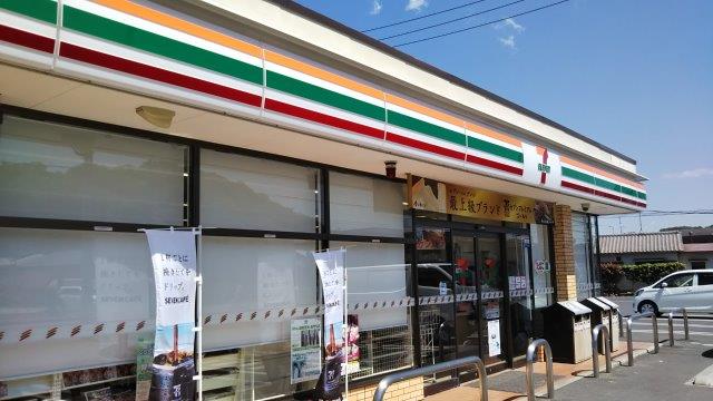 コンビニ　セブンイレブン倉敷連島町店（コンビニ）まで298m