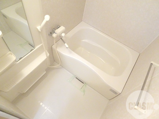 バス・シャワールーム　浴室乾燥機付きバス（＊^^＊）