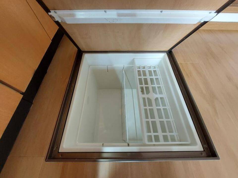 収納　床下収納