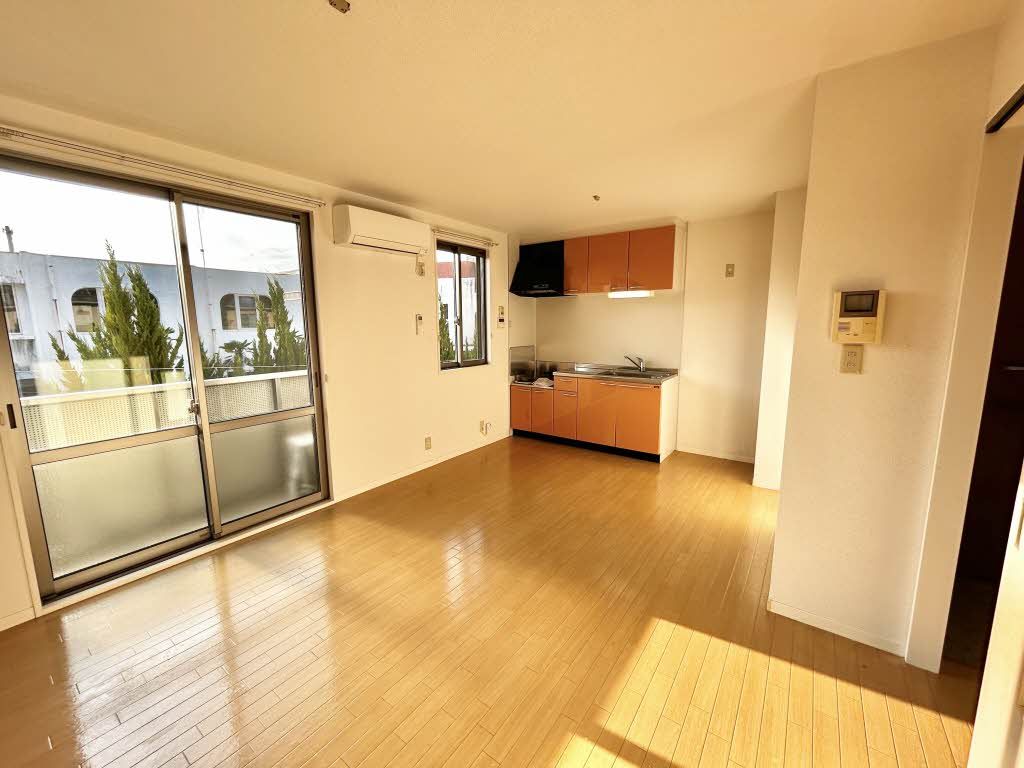 居室・リビング　リビング